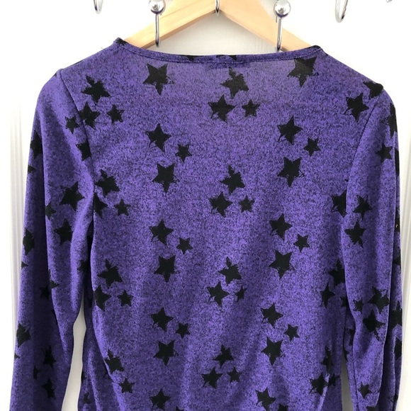 RICKI'S Long Sleeve Ruched Star Print Top - Picture 7 of 9